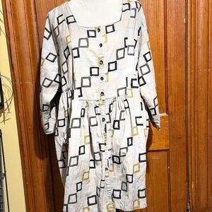 Gudrun Sjoden Geometric Long Sleeve Dress - light grey.  Classic Gudrun layering